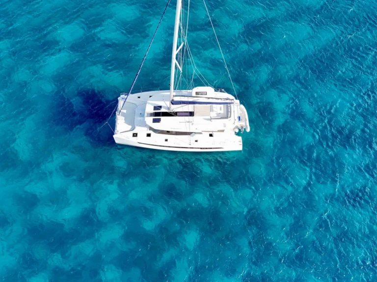 Rent a Leopard RESILIENCE Tortola