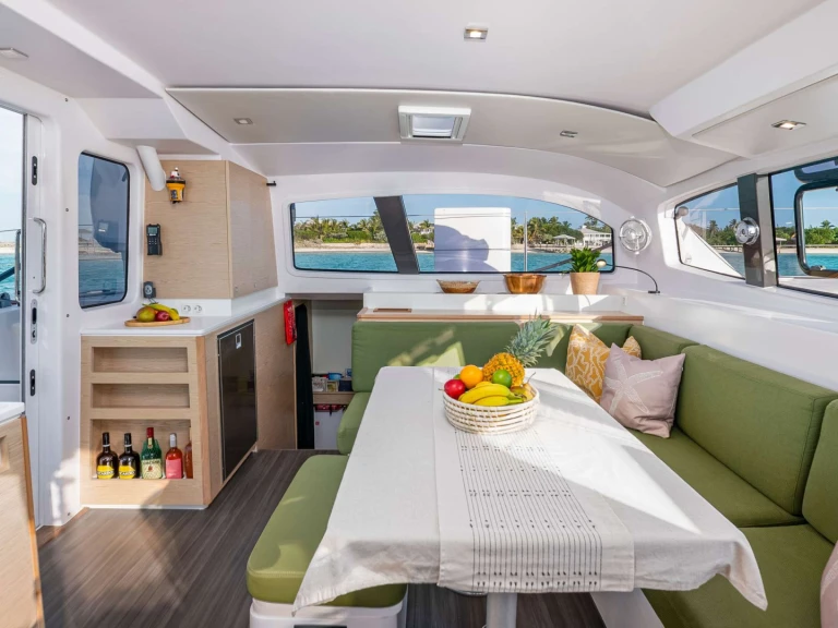Rent a Outremer Falmari Bahamas