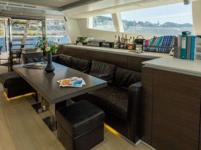 Rent a Sunreef ALKIMIA French Riviera