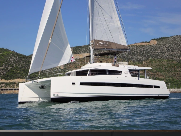 Bareboat Rental Catamaran Bali with a boat licence