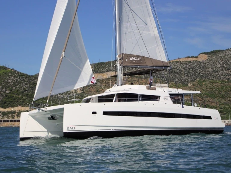 Catamaran rental in Parham Town - Bali Bali 5.4