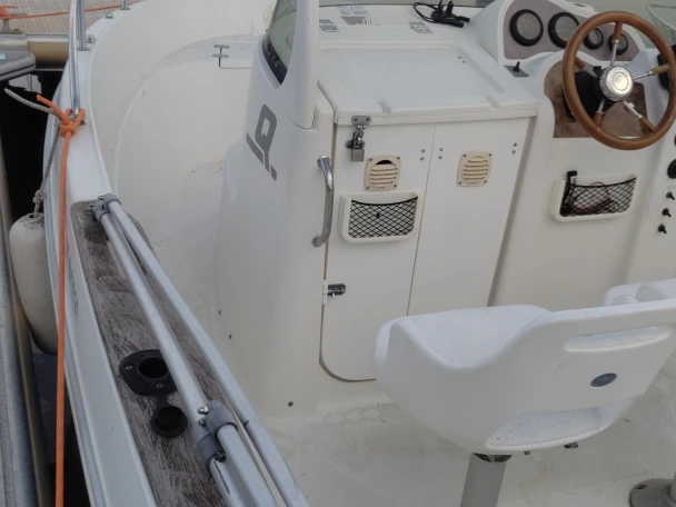 Motorboat rental with or without captain Quicksilver Le Barcarès