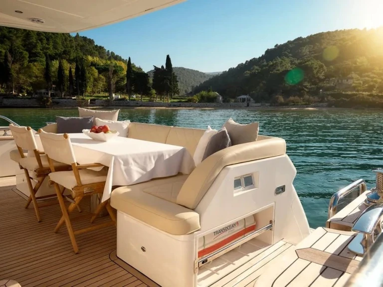 Motorboat rental with or without captain Princess Podstrana