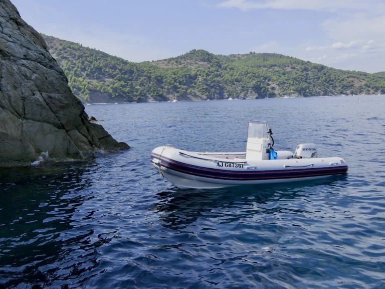Bareboat Rental RIB sportis with a boat licence
