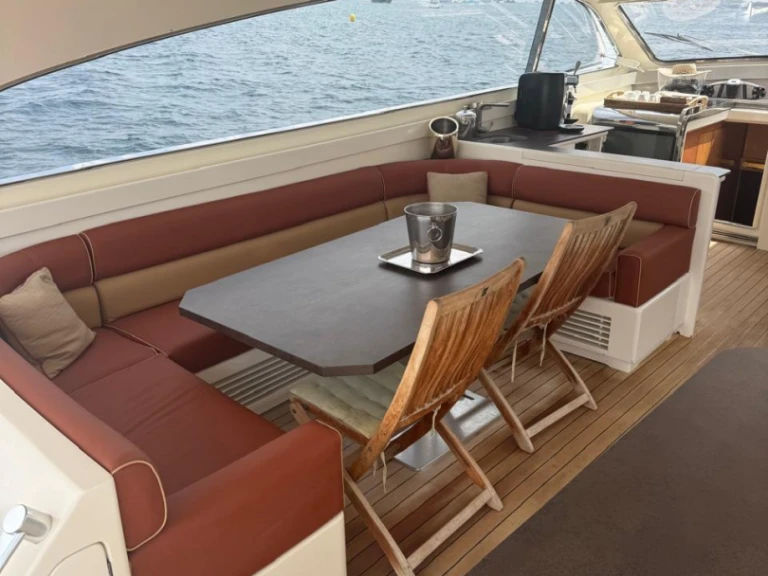 Leopard Leopard 23 Sport charter bareboat or captained in  Saint-Tropez