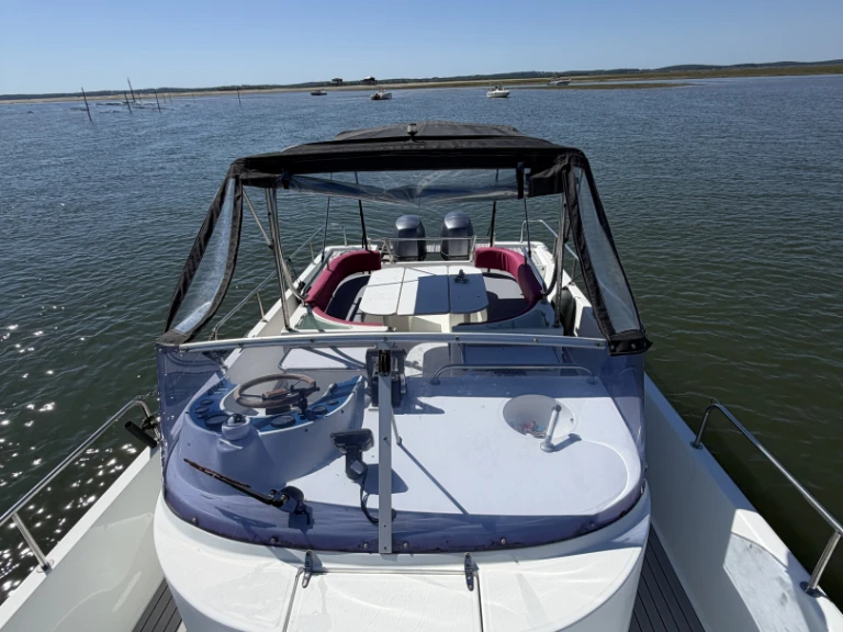 Motorboat rental with or without captain Beacher Arcachon