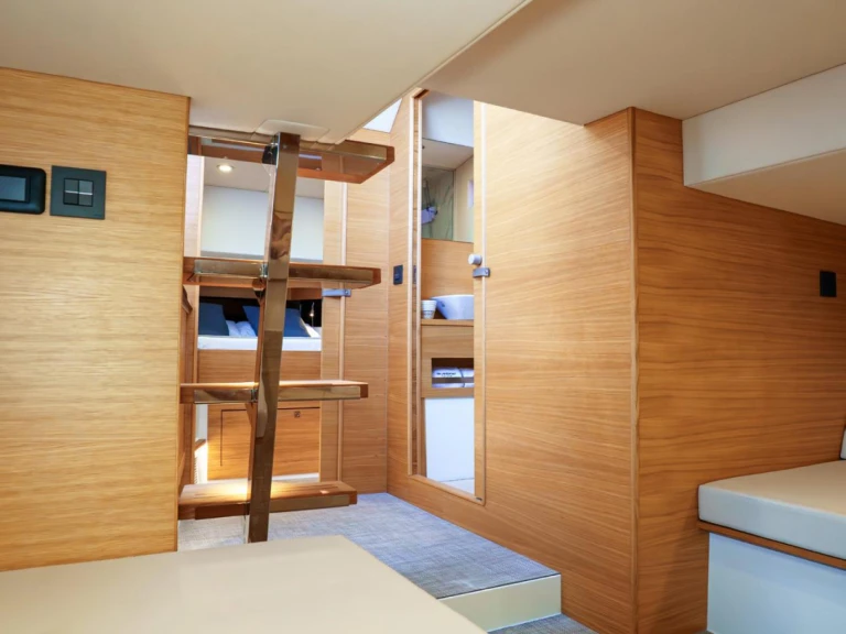 Motorboat rental with or without captain De Antonio Valletta