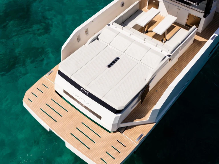 Motorboat for rent Valletta at the best price