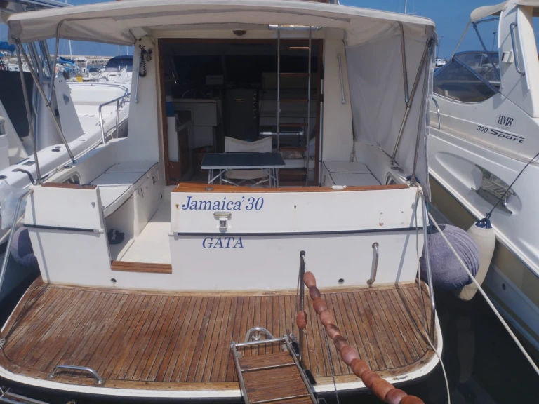 Motorboat rental with or without captain Gibert Marine Trabia