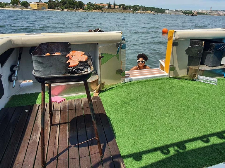 Dan's Boat 46ft in Lisbon on SamBoat