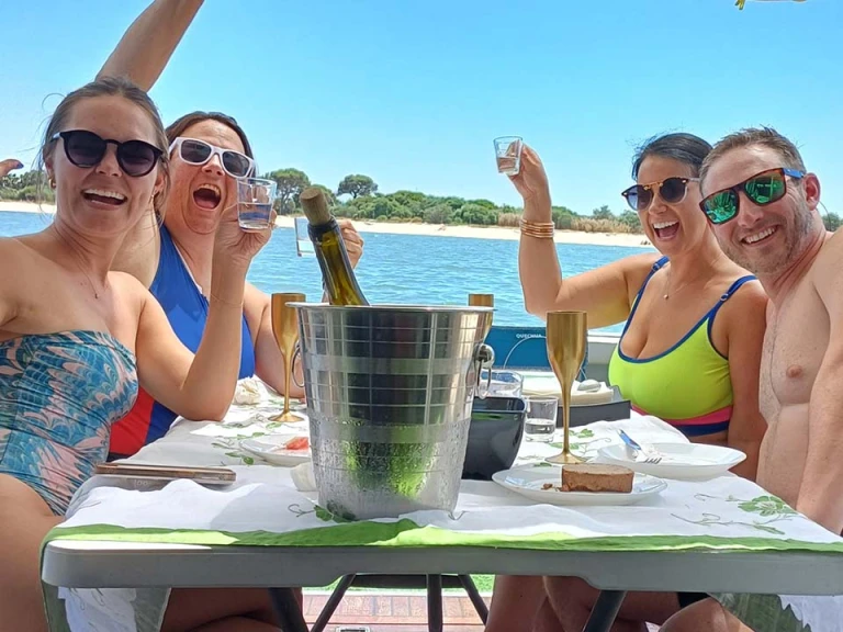 Motorboat rental in Lisbon - Dan's Boat 46ft