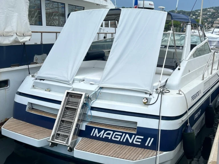 Motorboat for rent Golfe-Juan at the best price