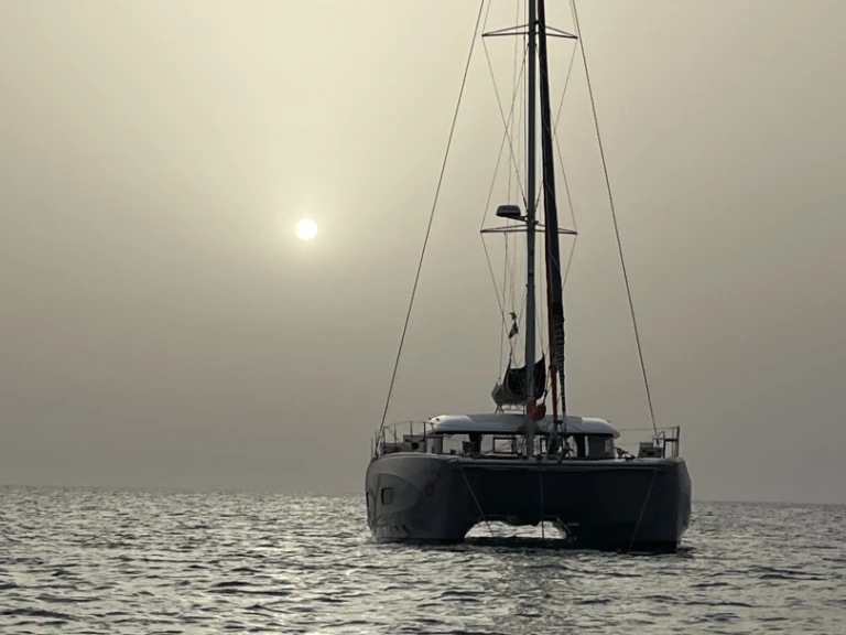 Catamaran for rent Canet-en-Roussillon at the best price