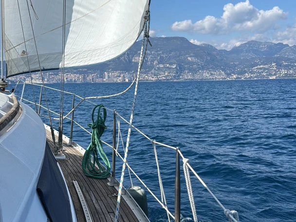 Boat rental Jeanneau Sun Odyssey 40 DS in Monaco on Samboat