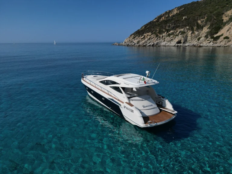 Boat rental Giorgi Ht46 in Villasimius on Samboat