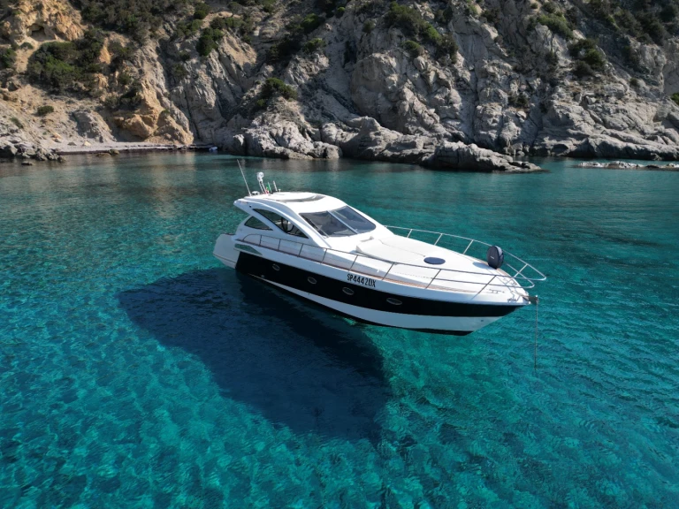 Motorboat for rent Villasimius at the best price