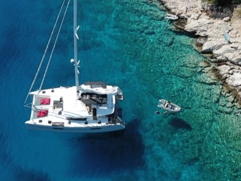 Yacht charter Ajaccio cheap Lagoon 52