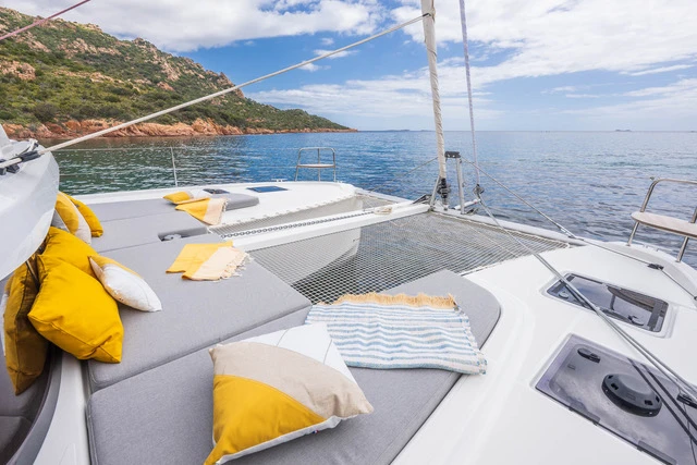 Lagoon Lagoon 38 charter bareboat or captained in  Ajaccio