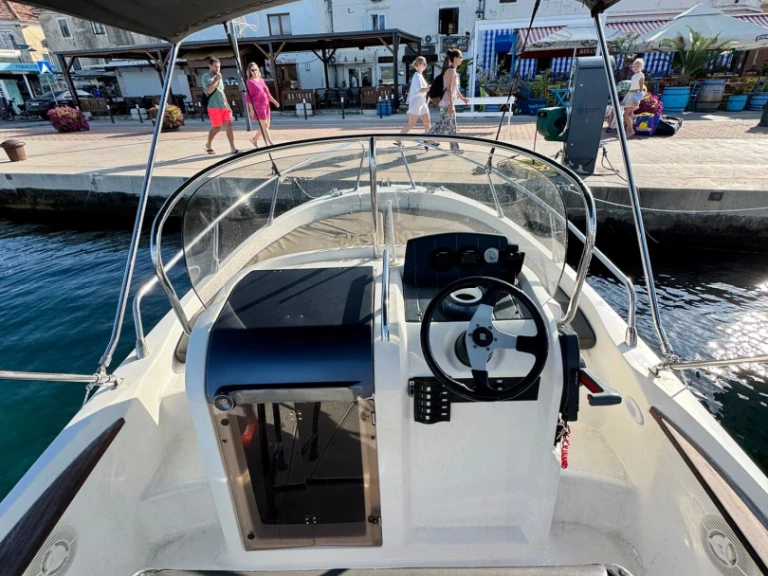 Fisher Fisher 20 charter bareboat or captained in  Tkon