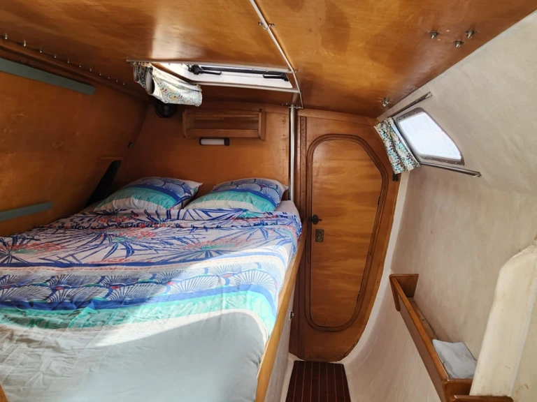 Yacht charter Sainte-Anne cheap Louisiane 37