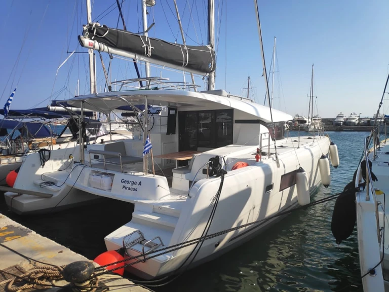 Lagoon Lagoon 42 in Neo Klima on SamBoat