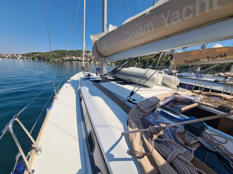 Bareboat Rental Sailboat Dufour with a boat licence