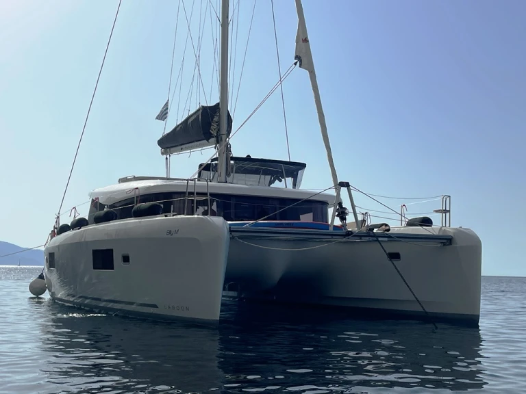 Catamaran rental with or without captain Lagoon Kos