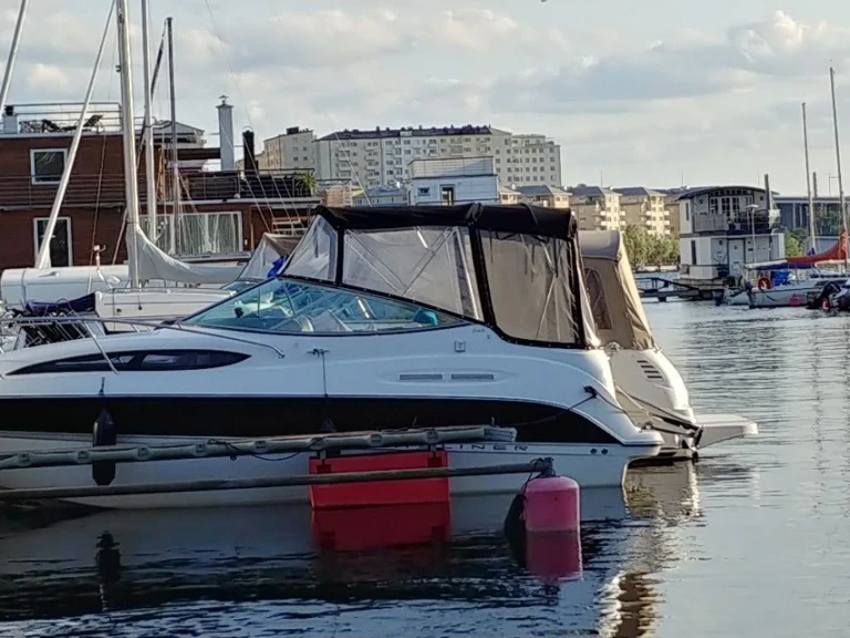 Motorboat for rent Stockholm at the best price