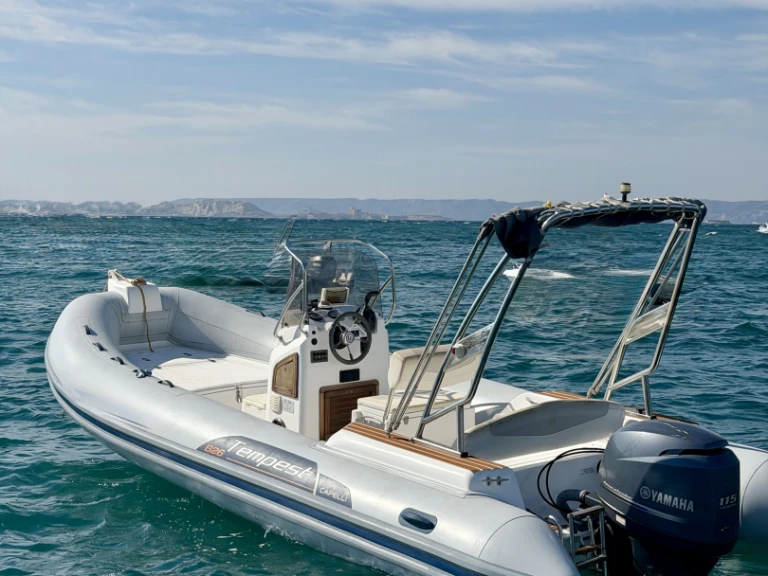 Yacht charter Marseille cheap Tempest 626