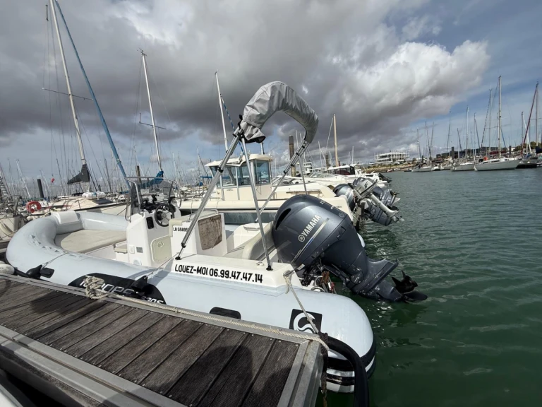 Yacht charter La Rochelle cheap Tempest 630