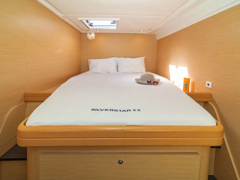 Bareboat Rental Catamaran Lagoon with a boat licence