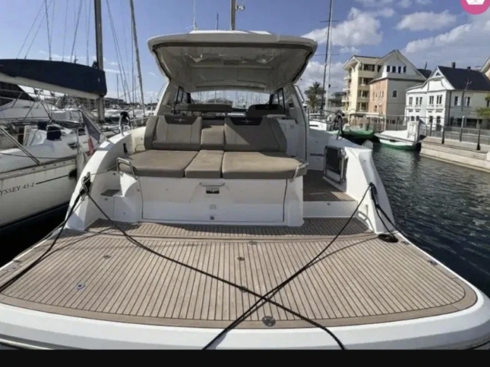 Yacht charter Fréjus cheap S45 ht