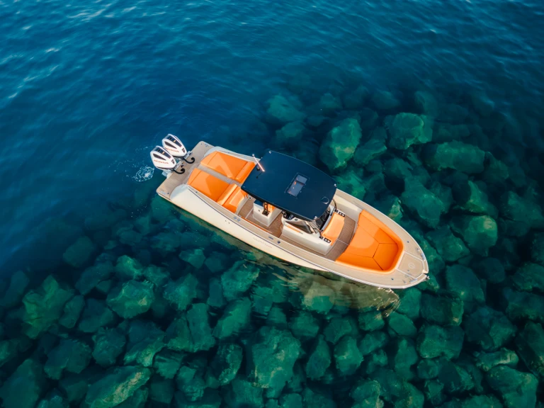 Boat rental LILIBAEUM YACHT LIPARI 31 in Taormina on Samboat