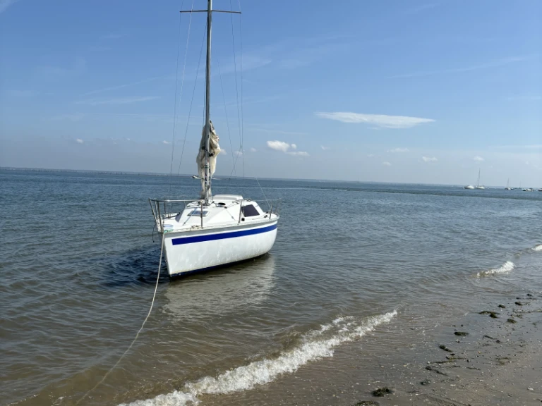 Yachting-France Jouët 680 charter bareboat or captained in  France