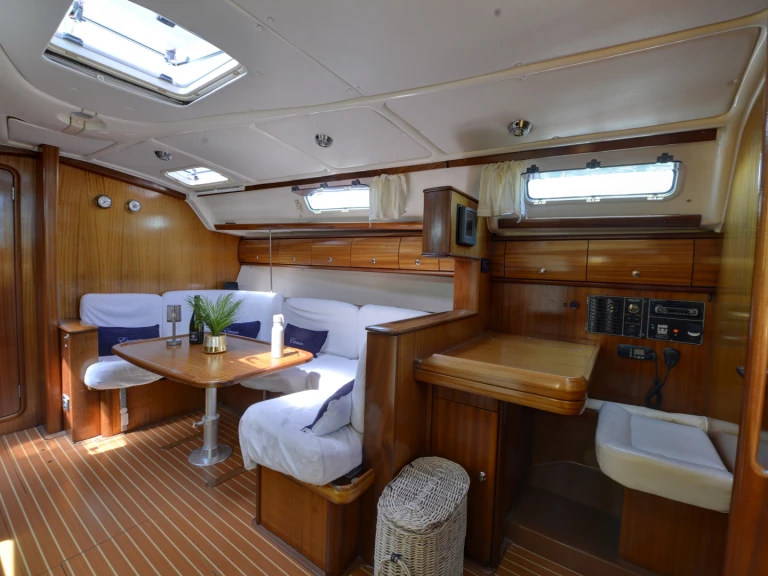Bavaria Bavaria 41 Cruiser charter bareboat or captained in  Lavagna