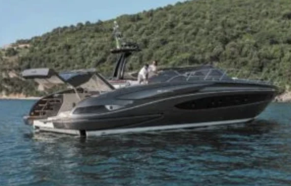 Régal Regal 27 Fasdeck charter bareboat or captained in  Saint-Tropez