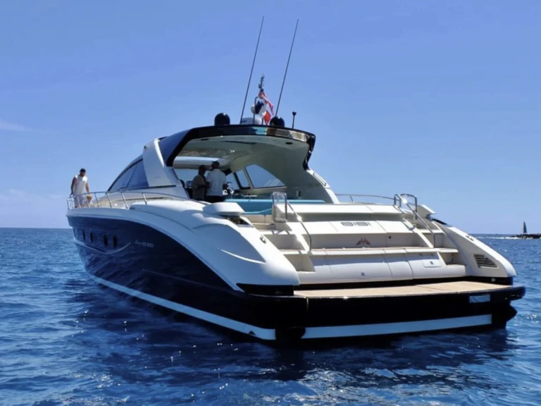 Motorboat for rent Saint-Tropez at the best price