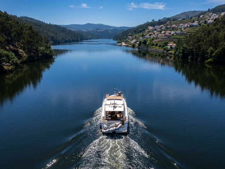 Yacht charter Porto cheap Azimut 39