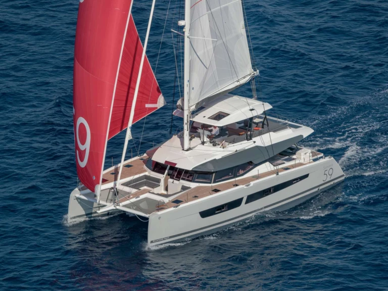 Luxury Yacht rental in Saint Thomas Island - Fountaine Pajot NEHALENNIA