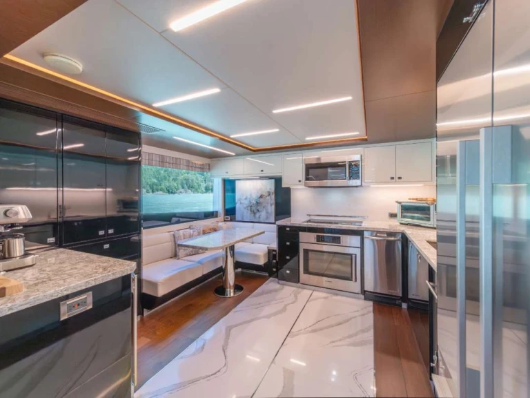 Luxury Yacht rental with or without captain Ocean alexander Seattle
