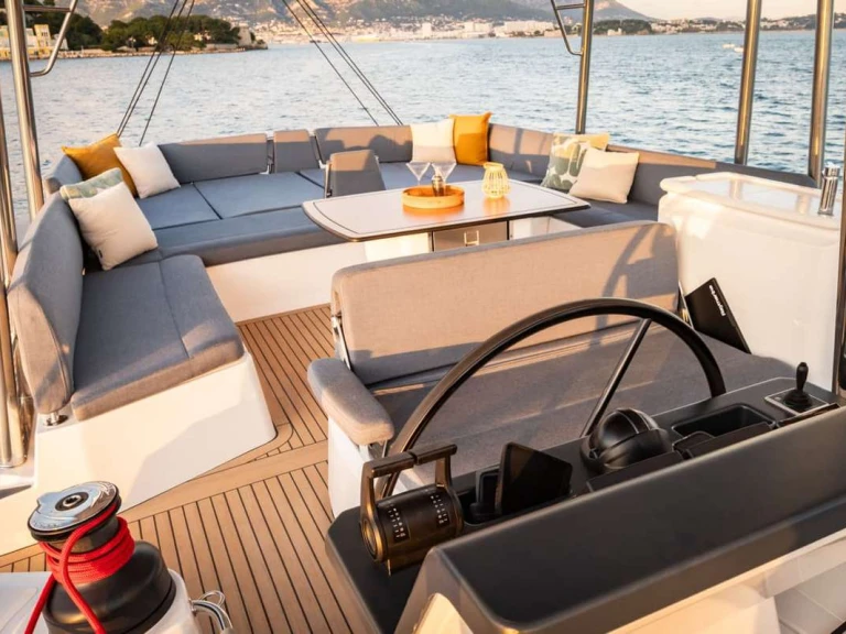 Luxury Yacht rental in Saint Thomas Island - Bali NO RUSH