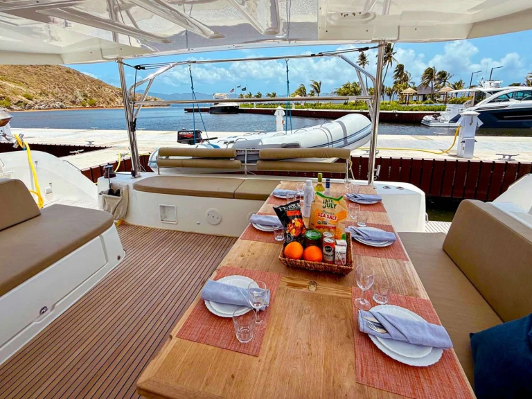 Luxury Yacht rental in Tortola - Lagoon KERRY LEE