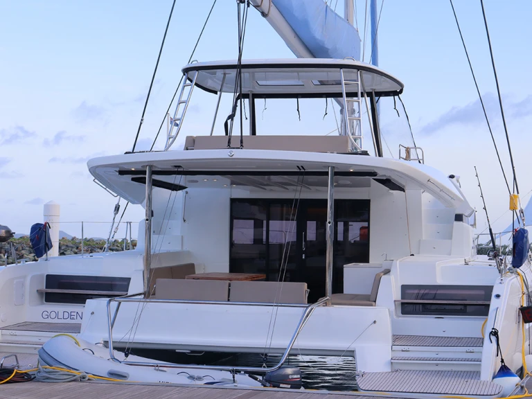Catamaran rental in Parham Town - Lagoon Lagoon 51
