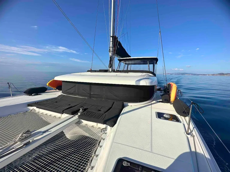 Yacht charter Paros (Island) cheap Lagoon 42