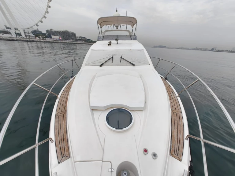 Bareboat Rental Motorboat Majesty Yachts with a boat licence