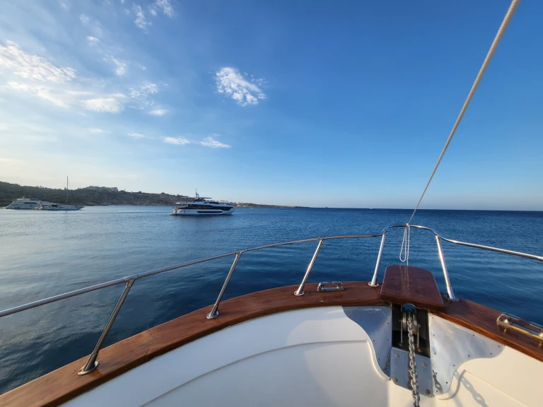 Bareboat Rental Motorboat Custom Made with a boat licence