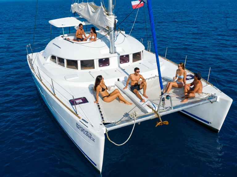 Luxury Yacht rental with or without captain Custom Made Puerto Aventuras