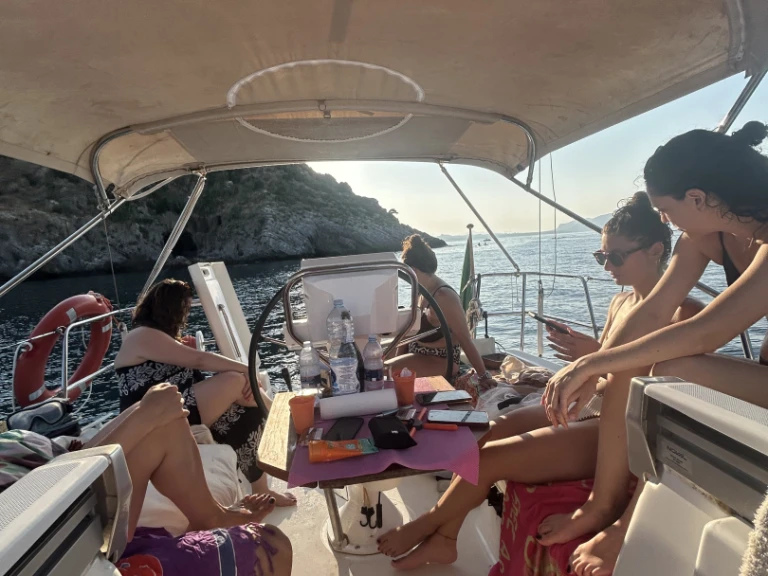 Boat rental Bénéteau Oceanis 31 in Palermo on Samboat