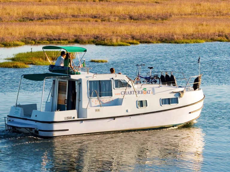 Motorboat rental in Chioggia - Pénichette New Con Fly First