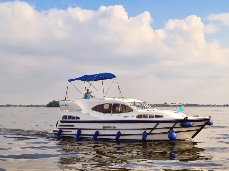 Yacht charter Nieuw-Loosdrecht cheap Europa E.300